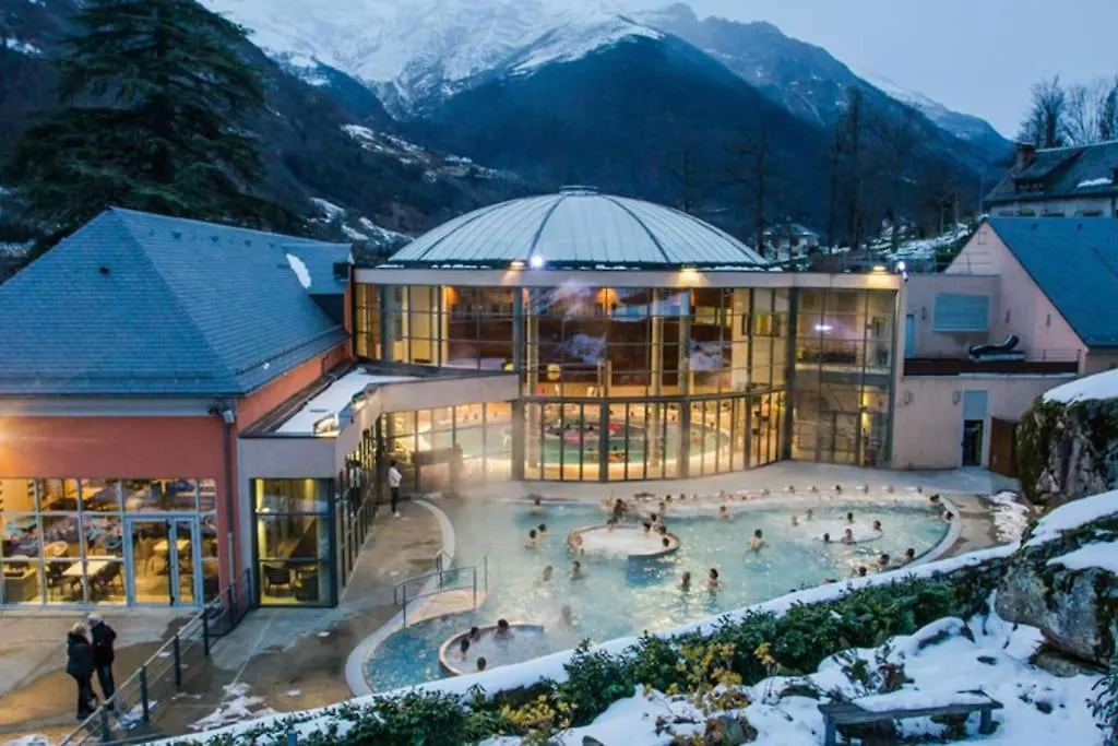 Le Cerf Blanc*** - T4 Au Pied Des Thermes Cauterets - 3 Chb Et 2 Sde 0*,  Frankrig